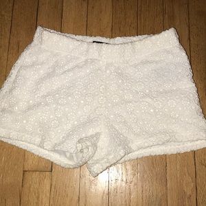 White forever 21 shorts